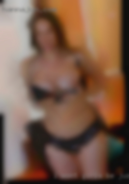 I won't girls be just sexy anyone's slave or sub.